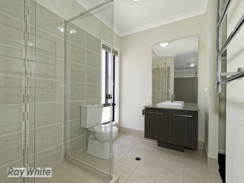 121 Cowen Terrace, North Lakes QLD 4509