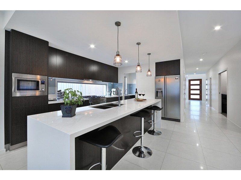 24 Campbell Drive, Mango Hill QLD 4509