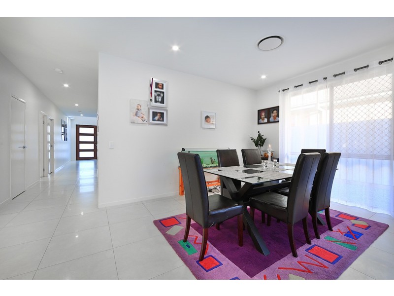 24 Campbell Drive, Mango Hill QLD 4509