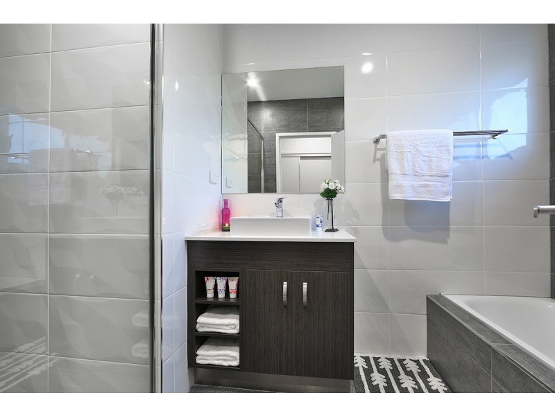 24 Campbell Drive, Mango Hill QLD 4509