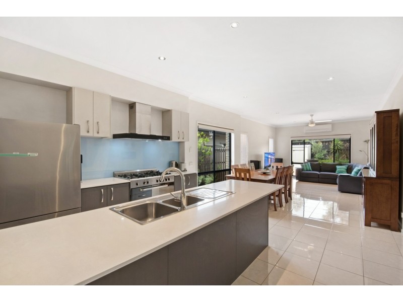 21 Lanagan Circuit, North Lakes QLD 4509