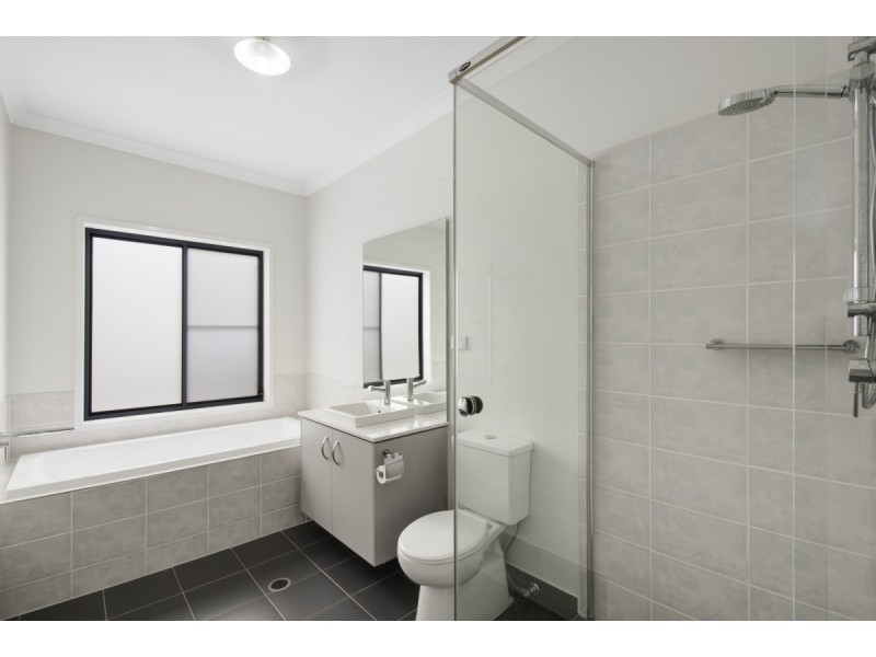 21 Lanagan Circuit, North Lakes QLD 4509