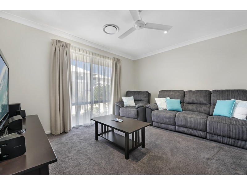 17 Edmund Circuit, North Lakes QLD 4509