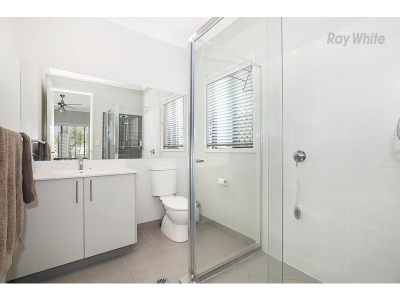 165 Nicklaus Parade, North Lakes QLD 4509