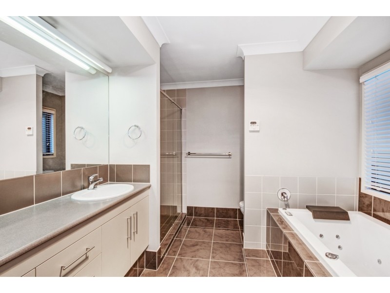 13 Saturn Court, Mango Hill QLD 4509