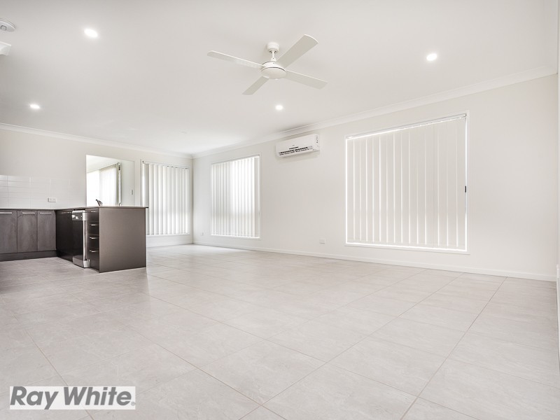 1/87 Jones Street, Rothwell QLD 4022