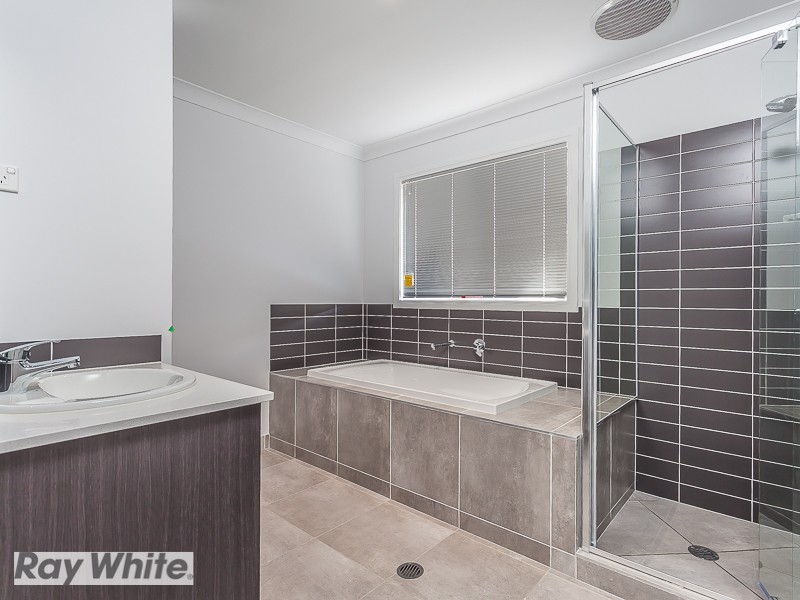 5 Paterson Street, North Lakes QLD 4509