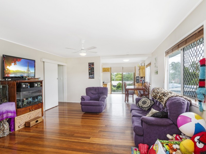 8 Noojee Court, Kallangur QLD 4503