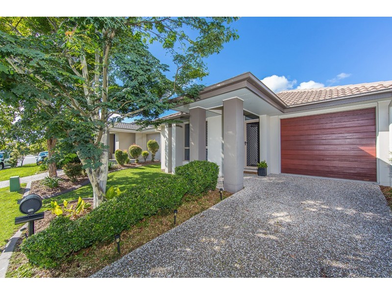 5 Nina Crescent, North Lakes QLD 4509