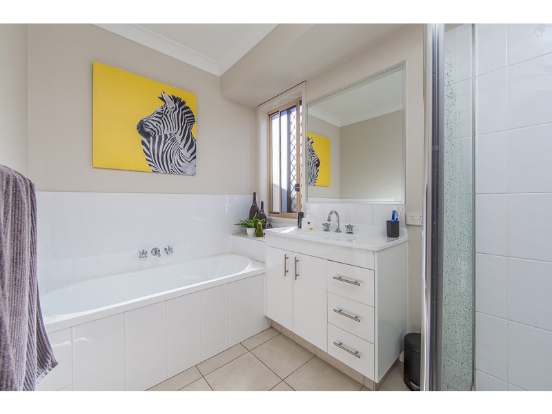 5 Nina Crescent, North Lakes QLD 4509