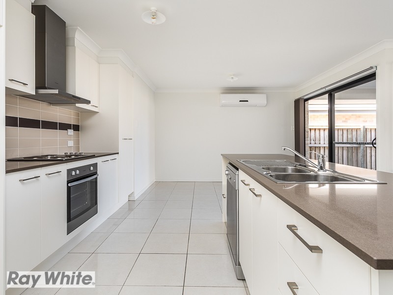17 Matthew Court, Griffin QLD 4503
