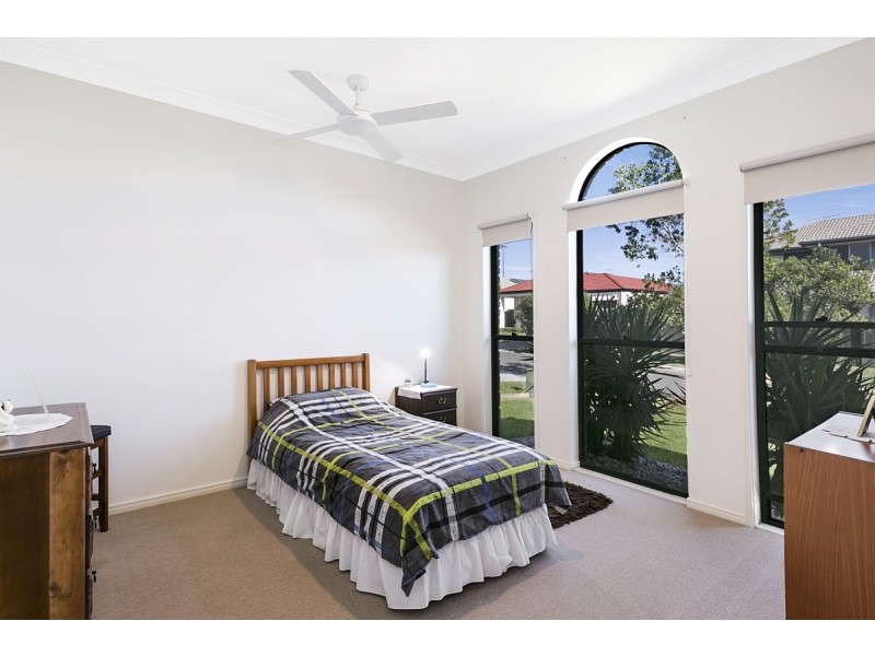 69 Cottonwood Circuit, North Lakes QLD 4509