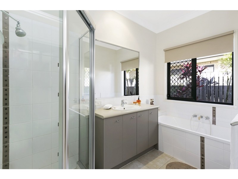 69 Cottonwood Circuit, North Lakes QLD 4509