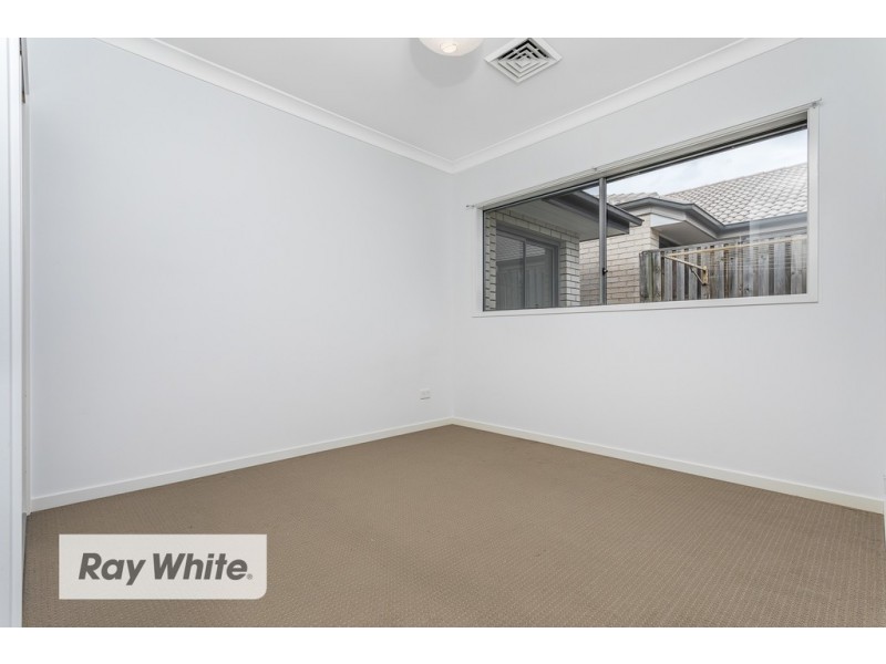 22 Denham Crescent, North Lakes QLD 4509