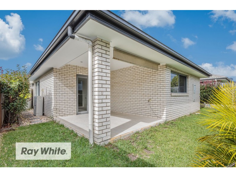 22 Denham Crescent, North Lakes QLD 4509