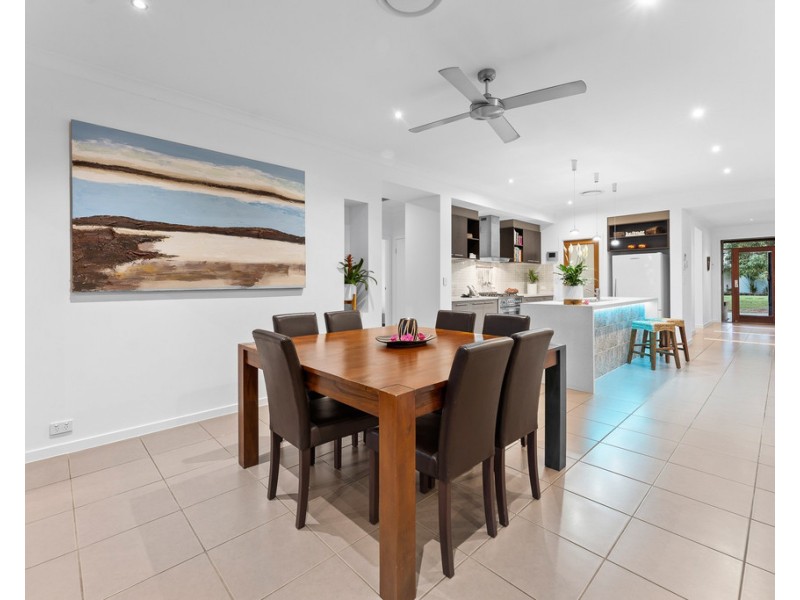 15 Elkington Circuit, North Lakes QLD 4509