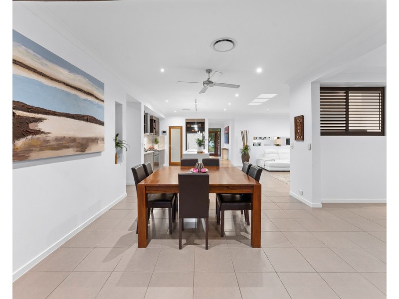 15 Elkington Circuit, North Lakes QLD 4509