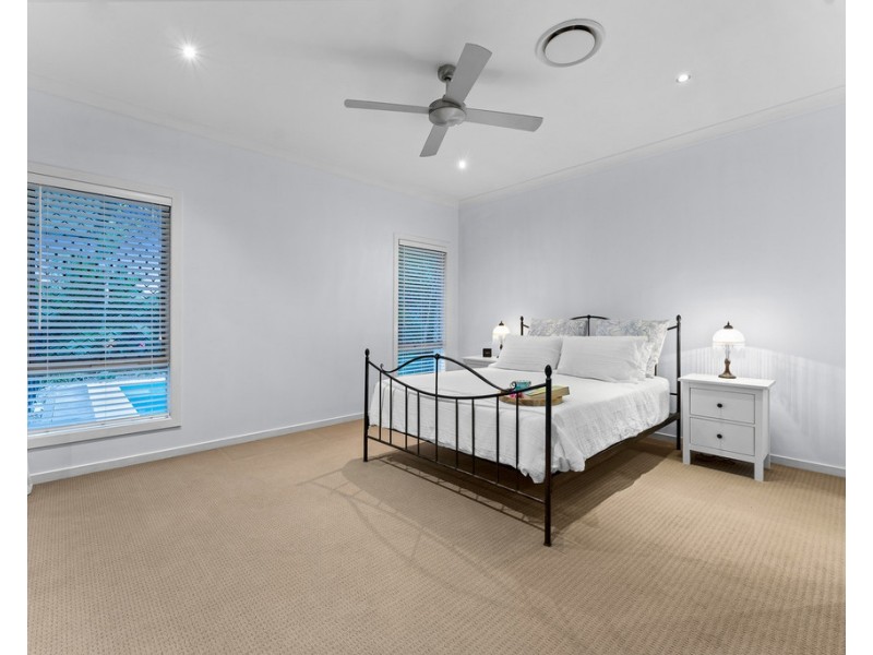 15 Elkington Circuit, North Lakes QLD 4509