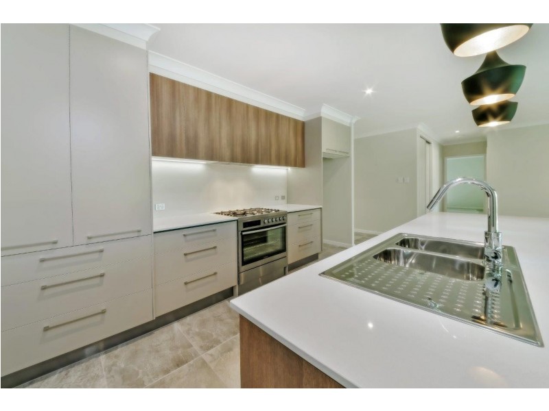 94 Madeline Drive, Morayfield QLD 4506