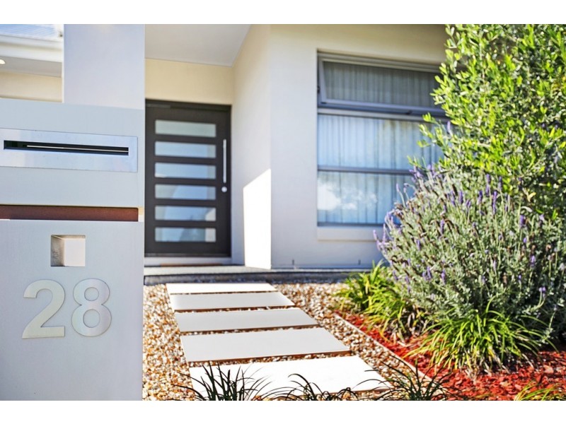 28 Paterson Street, North Lakes QLD 4509