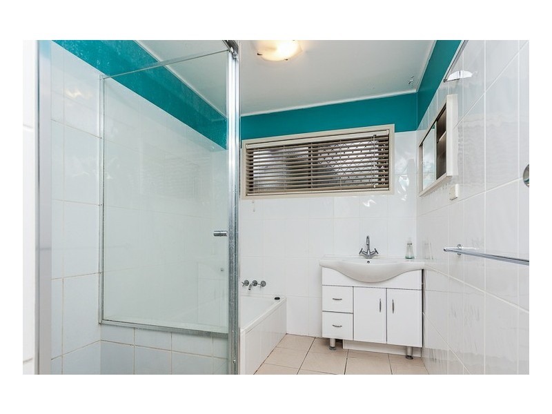 22 Houghton Avenue, Redcliffe QLD 4020