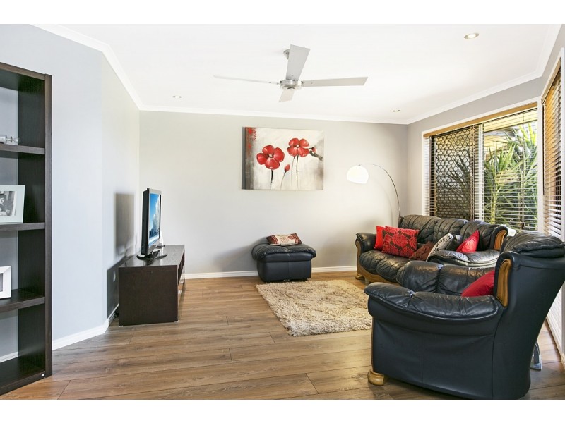 4 McPherson Court, North Lakes QLD 4509