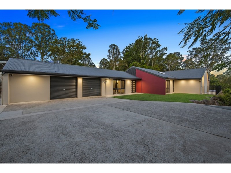 18 Vores Road, Whiteside QLD 4503