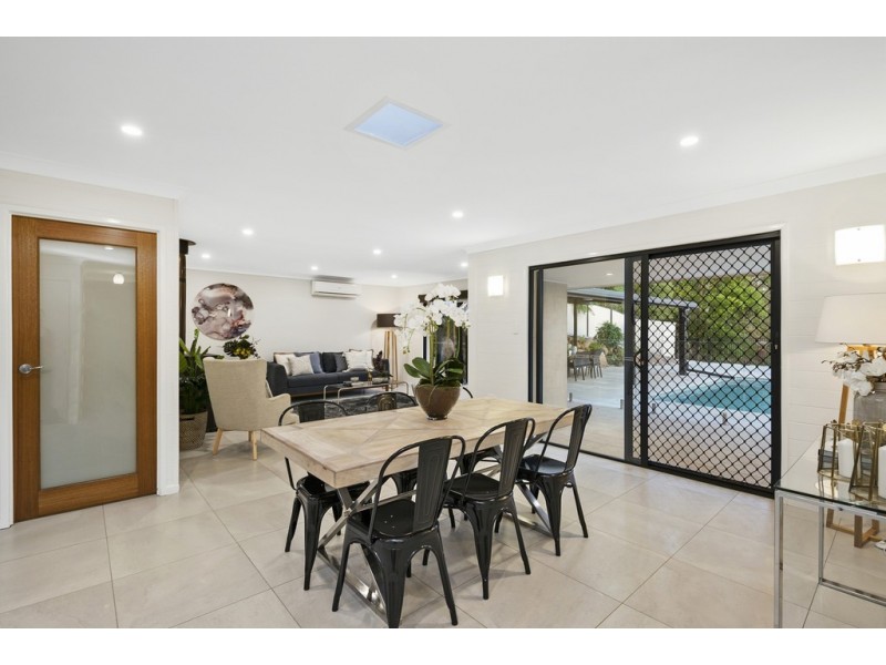 18 Vores Road, Whiteside QLD 4503