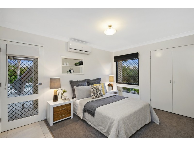 18 Vores Road, Whiteside QLD 4503