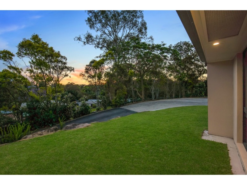 18 Vores Road, Whiteside QLD 4503