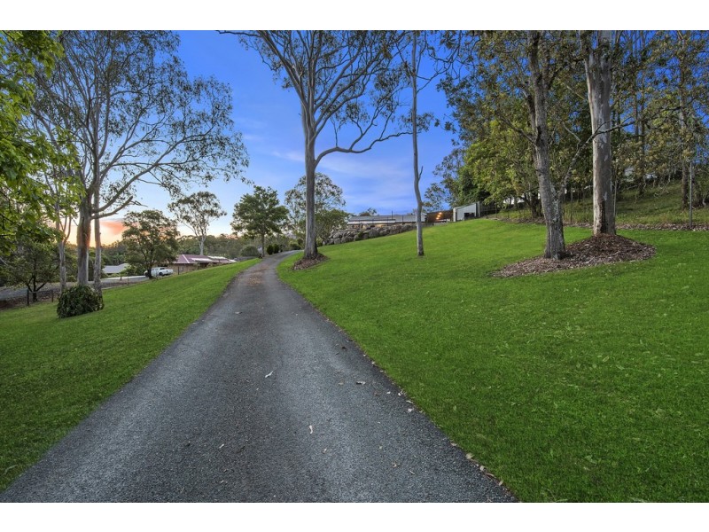 18 Vores Road, Whiteside QLD 4503