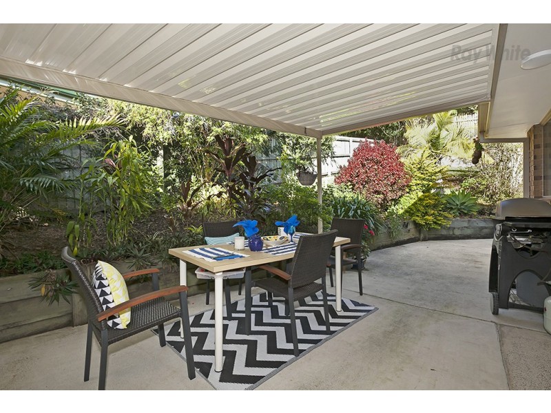 8 Valmadre Court, Petrie QLD 4502