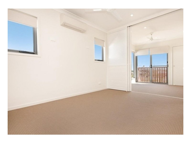 16 Brooklyn Close, North Lakes QLD 4509
