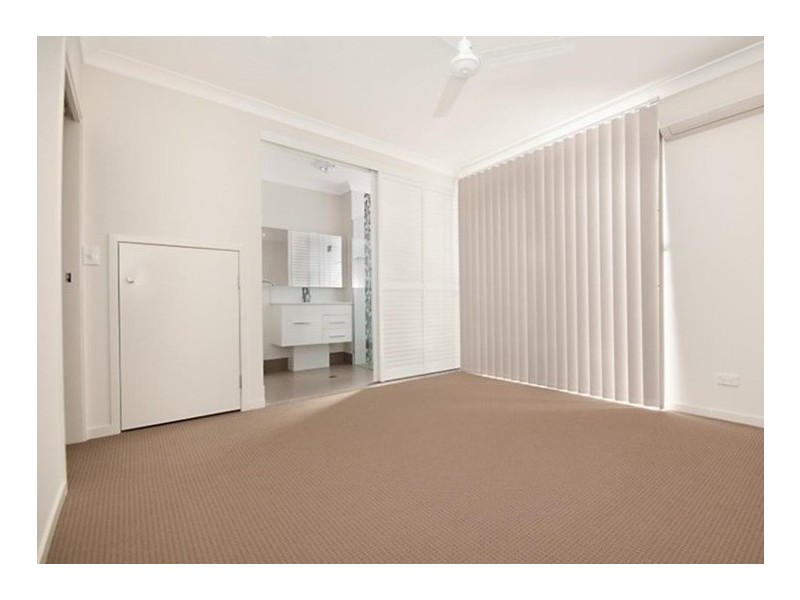16 Brooklyn Close, North Lakes QLD 4509
