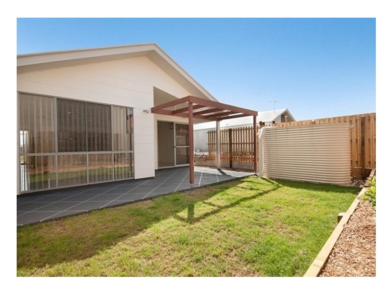 16 Brooklyn Close, North Lakes QLD 4509