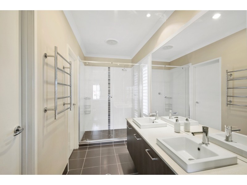 26 Livingstone Court, North Lakes QLD 4509