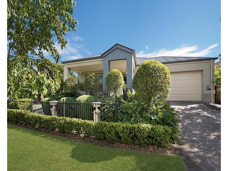 37 Douglas Cct, North Lakes QLD 4509