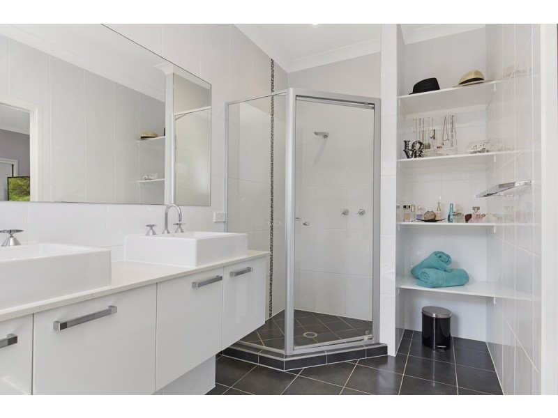 10 Koala Close, North Lakes QLD 4509