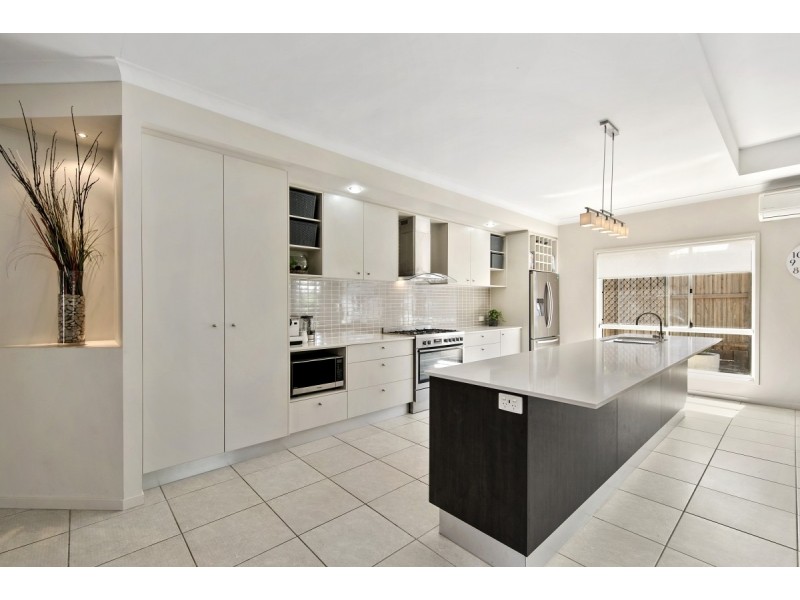 10 Price Street, North Lakes QLD 4509