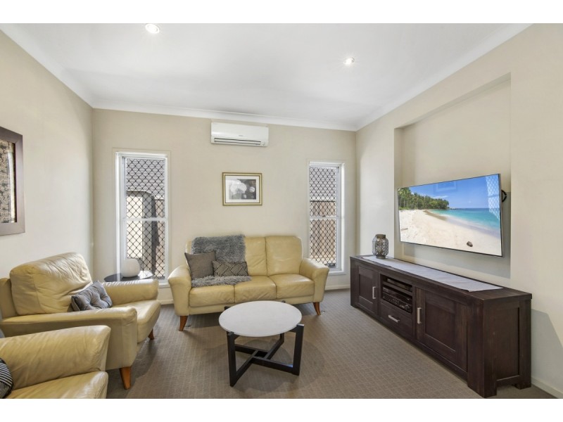10 Price Street, North Lakes QLD 4509