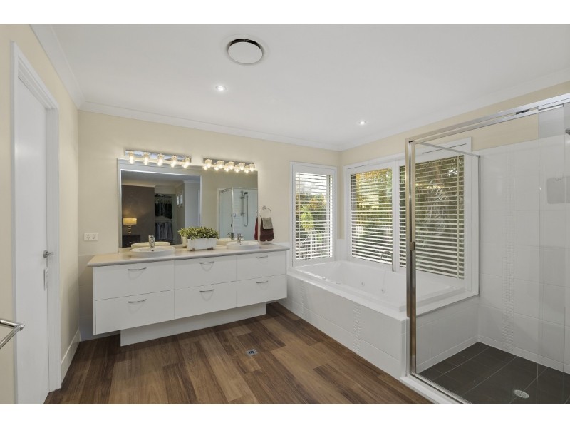 20 Marsh Parade, North Lakes QLD 4509