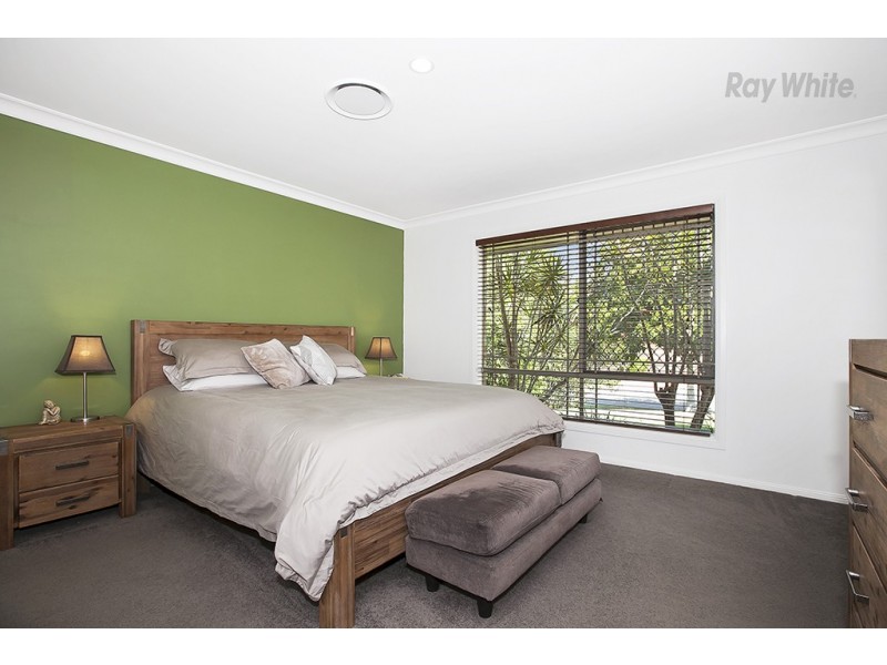 6 Lochern Court, North Lakes QLD 4509