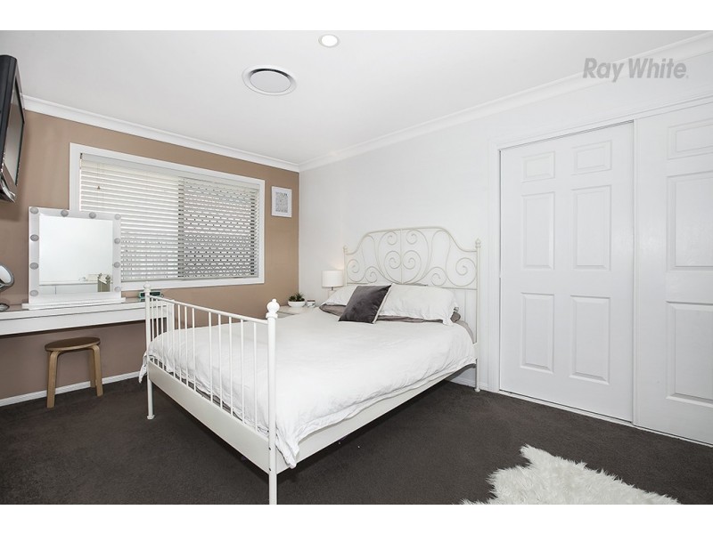 6 Lochern Court, North Lakes QLD 4509