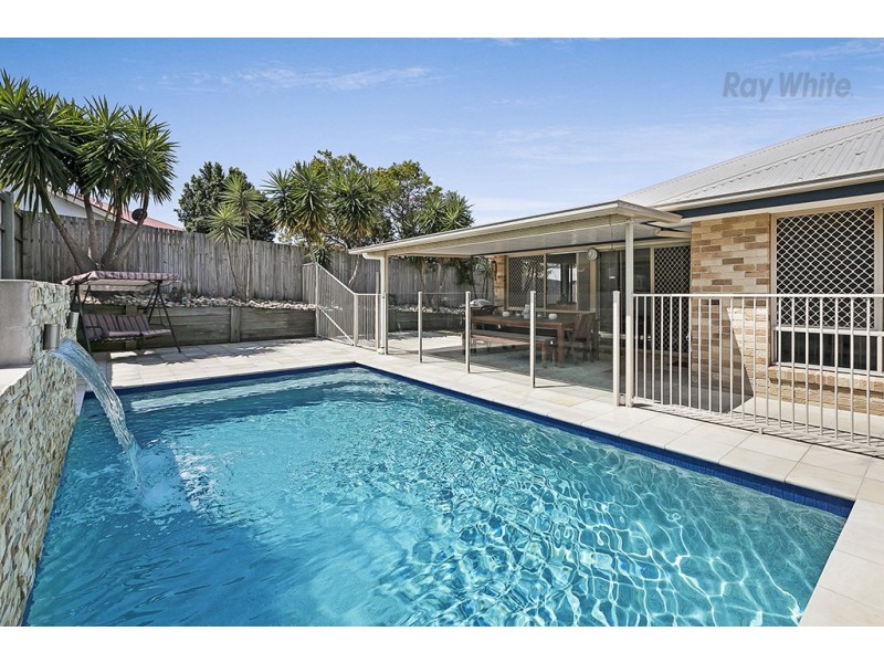 6 Lochern Court, North Lakes QLD 4509