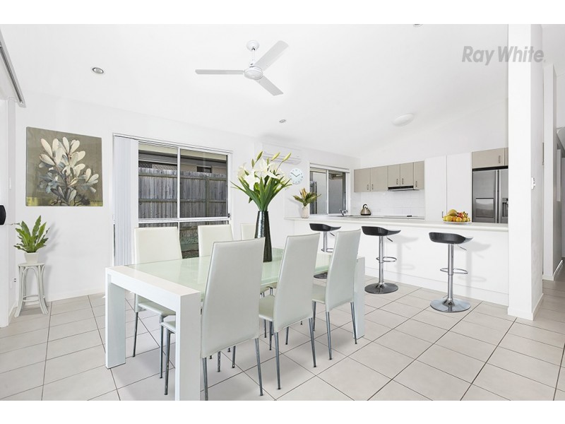 5 Highcliff Crescent, North Lakes QLD 4509