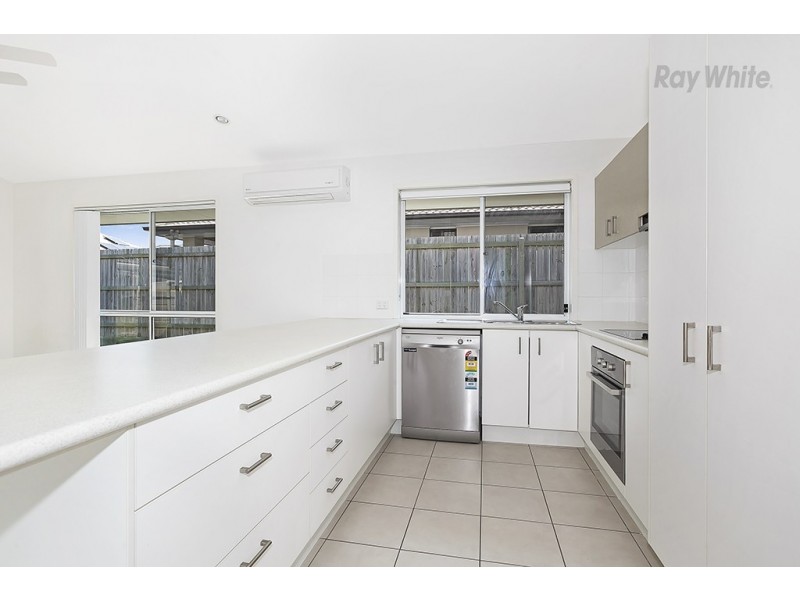 5 Highcliff Crescent, North Lakes QLD 4509