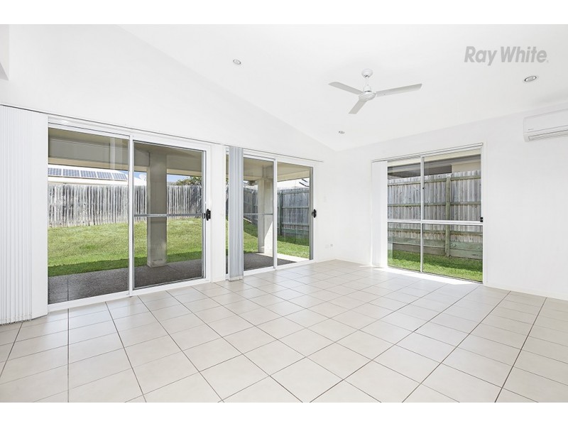 5 Highcliff Crescent, North Lakes QLD 4509