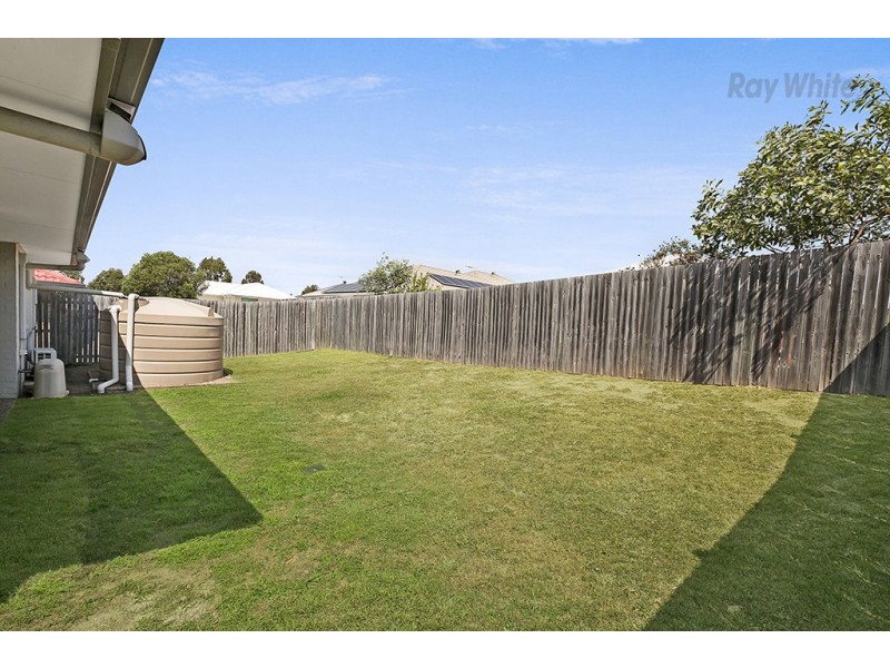 5 Highcliff Crescent, North Lakes QLD 4509