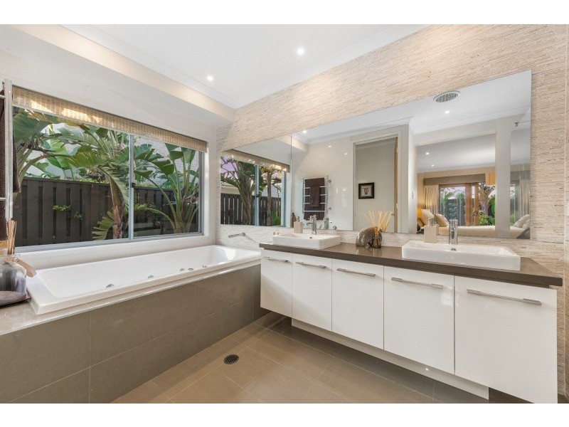 3 Sarabah Street, North Lakes QLD 4509