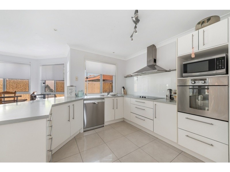 12 Canundra Street, North Lakes QLD 4509